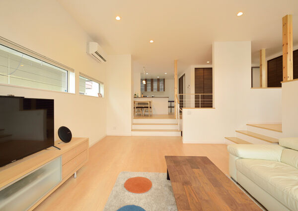 マルトモホーム 【ビルドインガレージ】好きなことを、好きなだけ。アウトドアとくつろぎが共存。立体的な暮らしの建築実例画像2