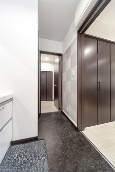 アルルホームズ 【1500万～】自分らしく、暮らしやすく　白×黒で魅せるシンプルな家の建築実例画像7