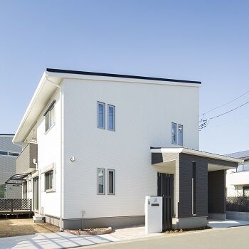 アルルホームズ 【2000万円～】おうち時間が楽しくなるシアタールーム！全館空調と太陽光発電で、家中どこでも快適に。の建築実例画像5