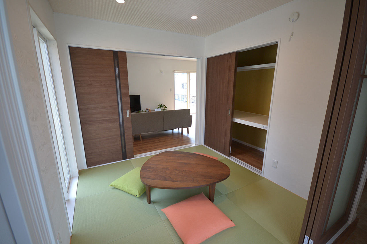 カスタムエージェント 【間取図有／2100万円／6.2帖の中2階／土間のある玄関】たっぷり収納と家事ラク動線で、家族の夢が育つ家の建築実例画像5