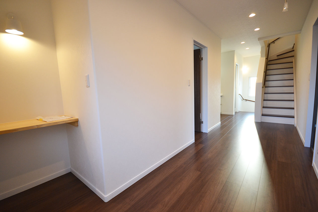 カスタムエージェント 【間取図有／2100万円／6.2帖の中2階／土間のある玄関】たっぷり収納と家事ラク動線で、家族の夢が育つ家の建築実例画像8