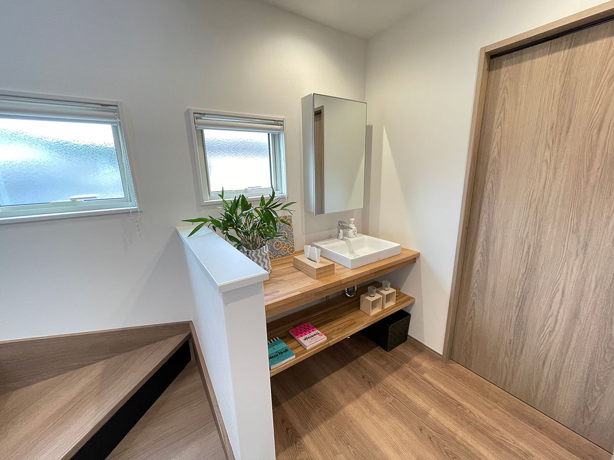 カスタムエージェント 【1980万円/家事ラク動線】機能的な回遊型間取りとデザイン性の高さが両立した家の建築実例画像9