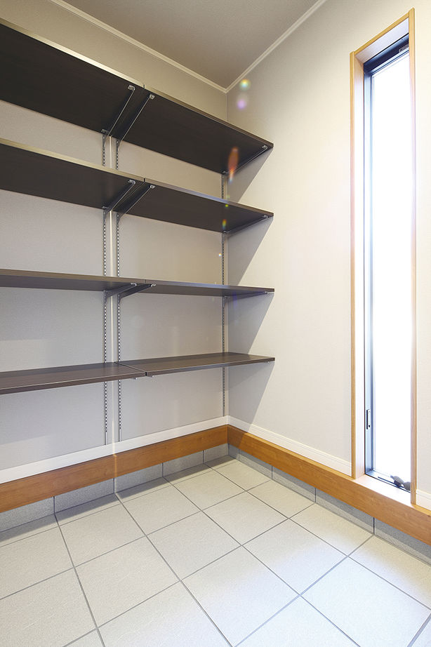 パシフィック・ホーム&リノベーション/岡田建設 【3000万円以下/40坪以下/収納充実/子ども2人】毎日の便利が実感できるような動線。ナチュラルな室内の建築実例画像7