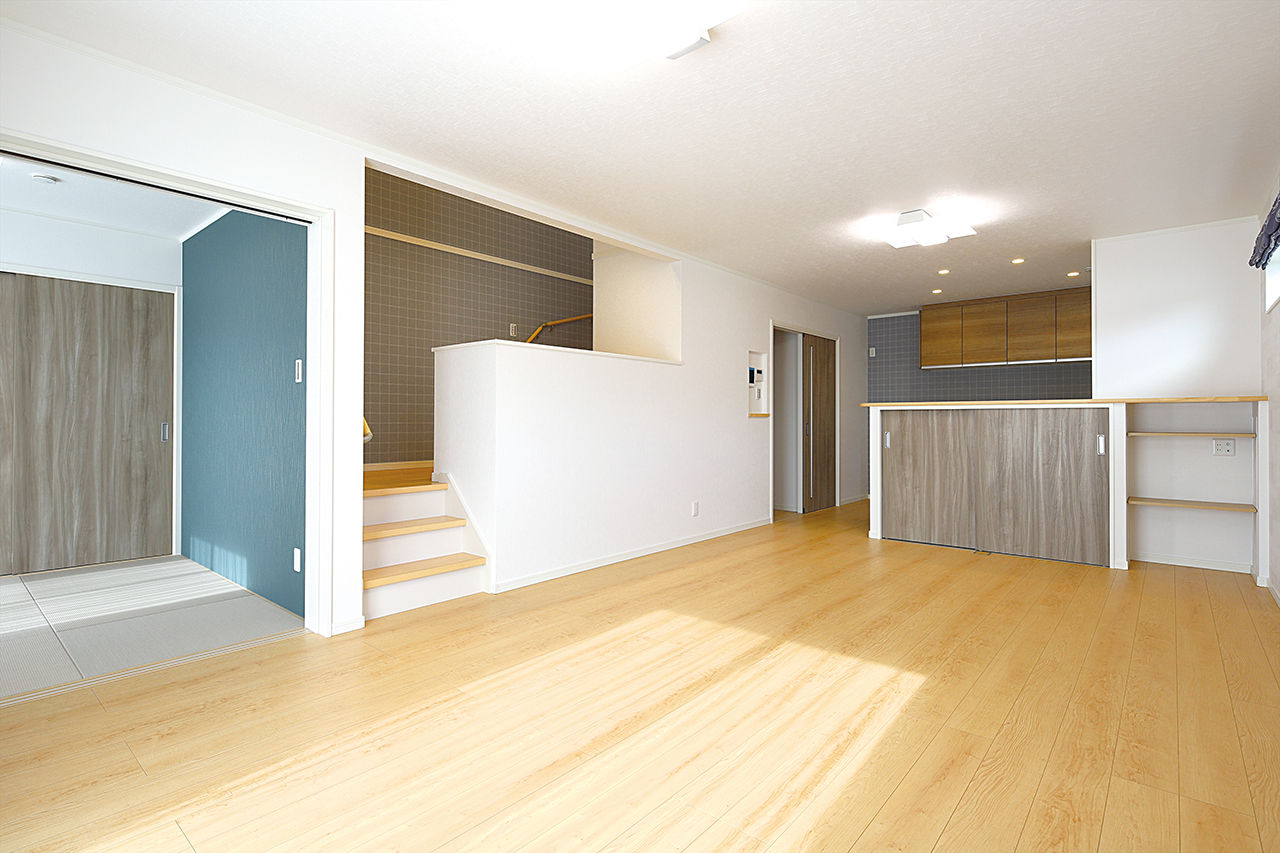 パシフィック・ホーム&リノベーション/岡田建設 【豊川市/吹き抜け/収納充実】しまうだけじゃない、使える収納で暮らしを楽しむ家の建築実例画像2