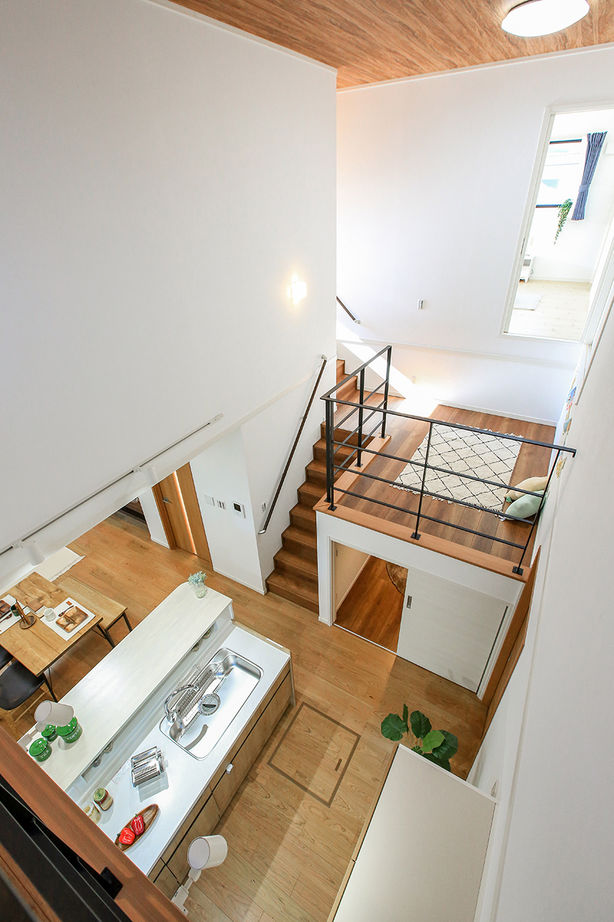 パシフィック・ホーム&リノベーション/岡田建設 【岡崎市/3000万円以下/ガレージ】吹抜キッチンとスキップフロアで家族がつながる家の建築実例画像8