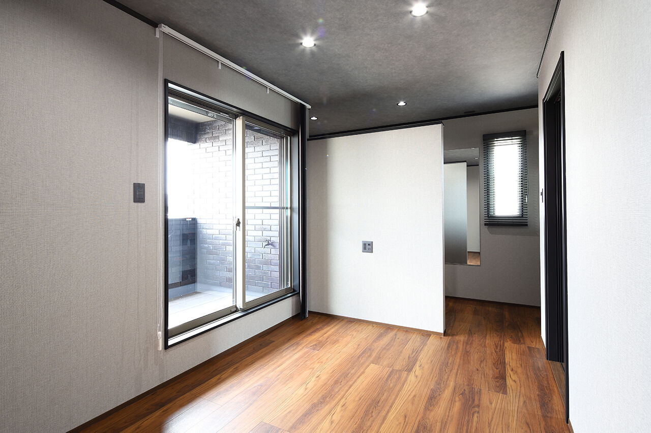 パシフィック・ホーム&リノベーション/岡田建設 【4000万円/70坪以下】3台分インナーガレージ付の事務所＆住居/2階大型リビング空間（間取り図有）の建築実例画像7