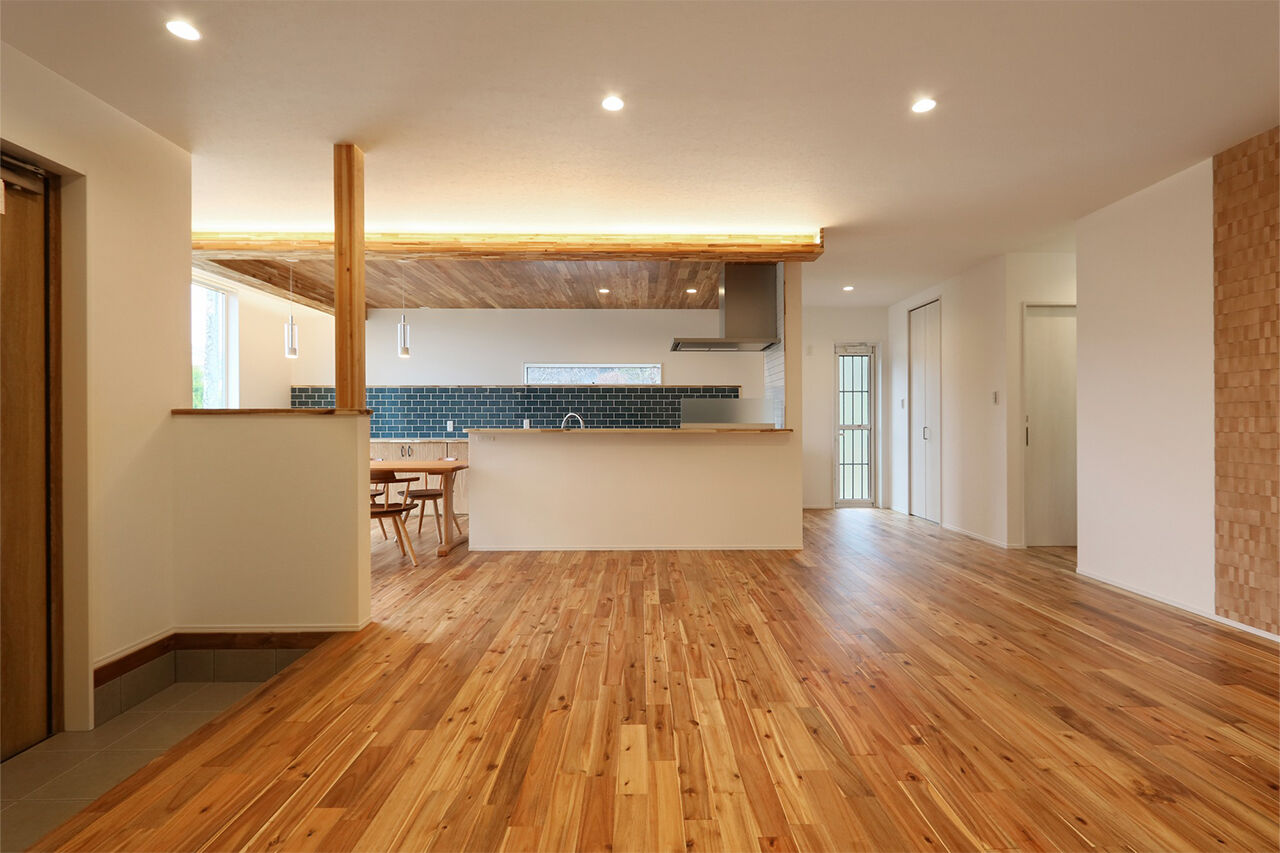 シバ・サンホーム 【1900万円／平屋／宇陀市／31坪／間取り有】無垢材をふんだんに使用した、自然と繋がる平屋の住まいの建築実例画像