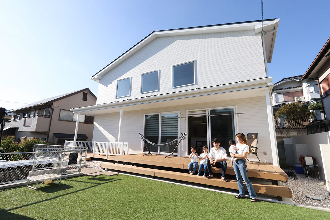 シバ・サンホーム 【1800万円／奈良市／34坪／間取り有】アウトドアリビングと広い、カリフォルニアスタイルの開放的な住まいの建築実例画像