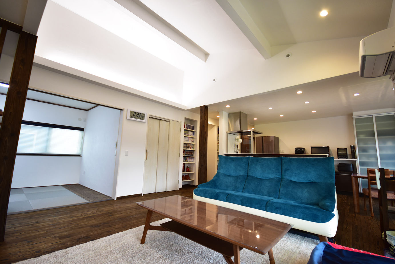 丸和建設 【鹿屋市 平屋】33.31坪（110.13m2）　タイルデッキと車・バイク用ガレージがある家の建築実例画像3