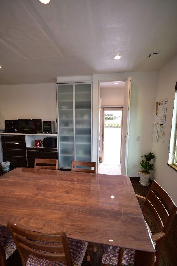 丸和建設 【鹿屋市 平屋】33.31坪（110.13m2）　タイルデッキと車・バイク用ガレージがある家の建築実例画像8