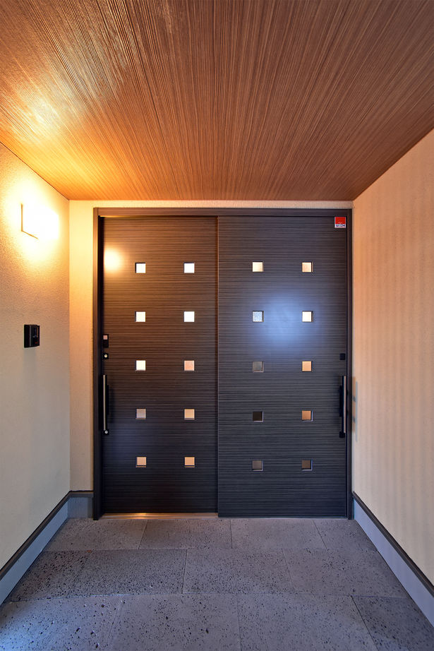 丸和建設 【日置市 平屋】59.74坪（197.50m2）　大空間ＬＤＫとガレージがある、和モダンな家の建築実例画像4