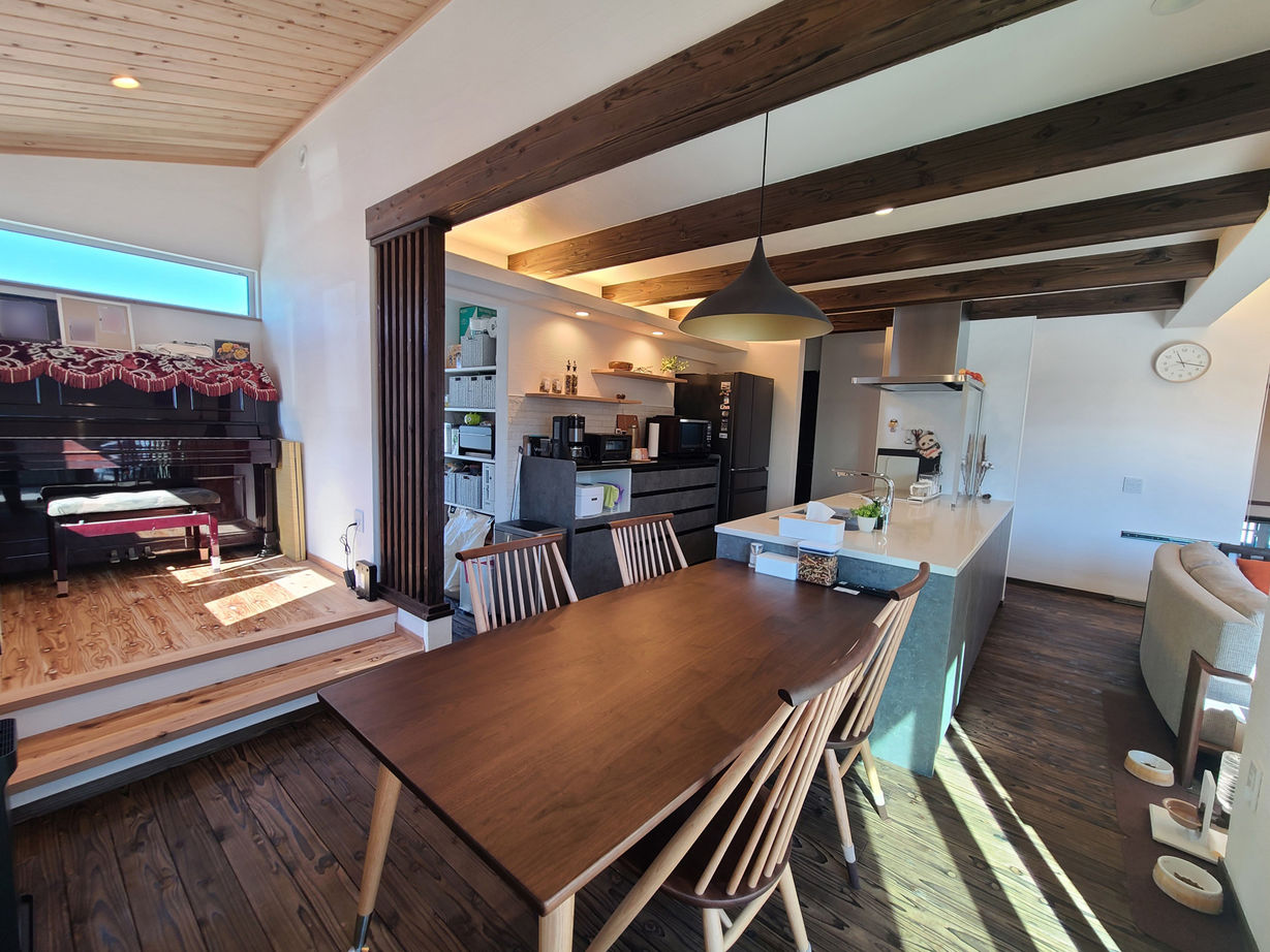 丸和建設 【霧島市 平屋】32.3坪（107.03m2）　小上がりのピアノスペースがある家の建築実例画像3