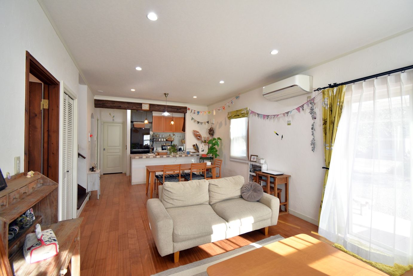 丸和建設 【薩摩川内市 2階建て】30.91坪（102.19m2）　教会のようなお洒落な北欧デザインの家の建築実例画像