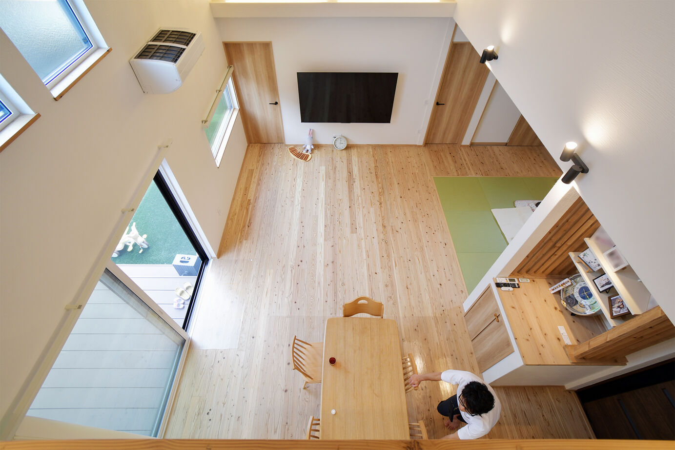 丸和建設 【日置市 平屋】30.49坪（100.82m2）ロフトやシューズ収納棚を設置した玄関など、こだわりがつまった平屋の建築実例画像5