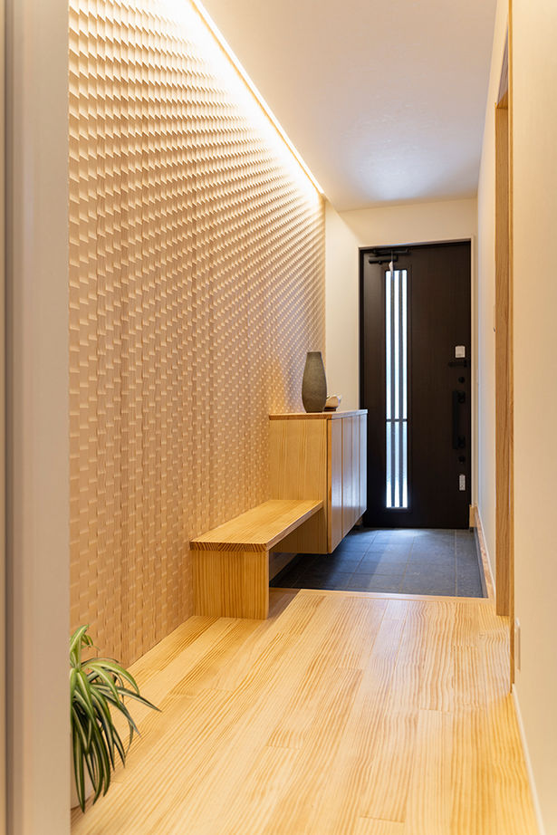 サブライムホーム（SUBLIME HOME） 【本体価格1840万円/間取図あり】明るく開放的な2階リビング。街並みに溶け込む、明るくモダンな現代の町家の建築実例画像10