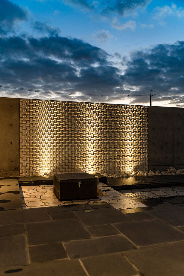 サブライムホーム（SUBLIME HOME） 【2000万円台/間取図あり】憧れの車をリビングから眺める。やりたいことを詰め込んだガレージハウスの建築実例画像10