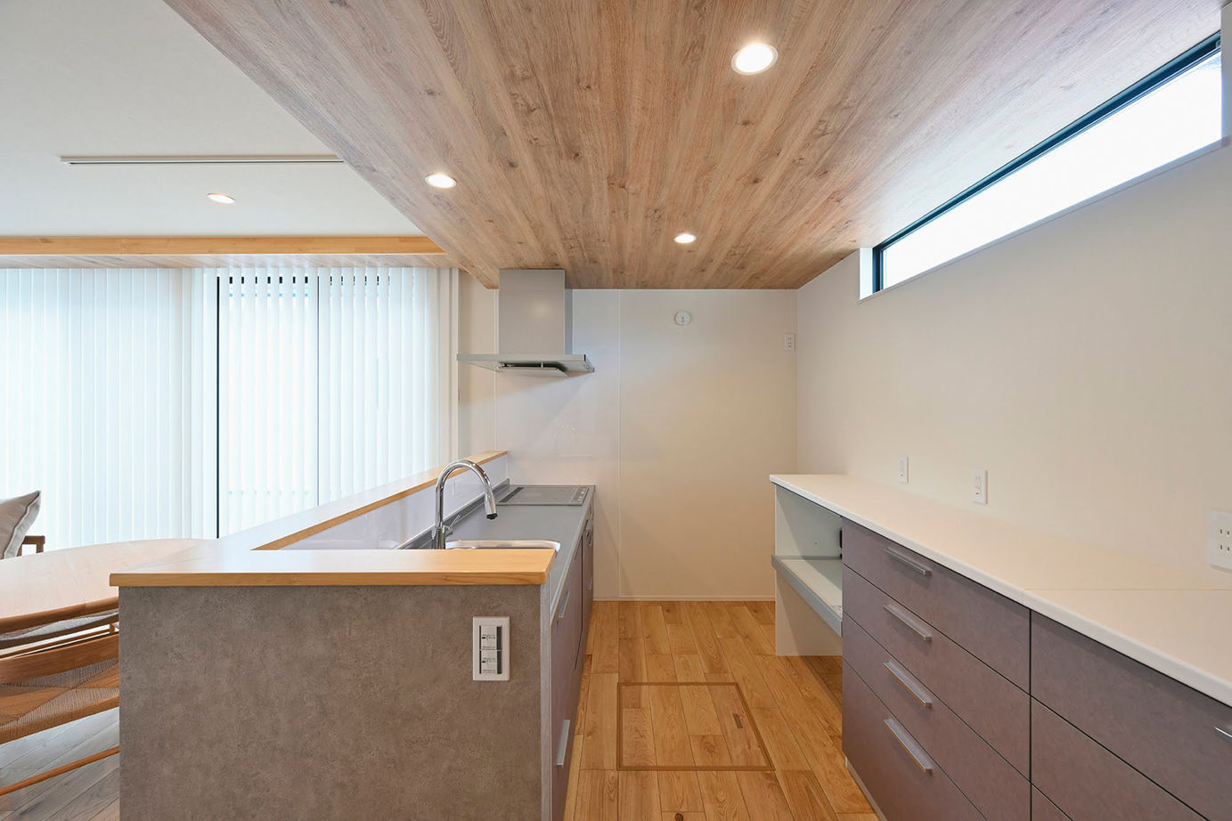 サブライムホーム（SUBLIME HOME） 【本体価格2333万円】無機質なグレー×優しい木目。直線的なデザインを用いた「美術館」のような住まいの建築実例画像8