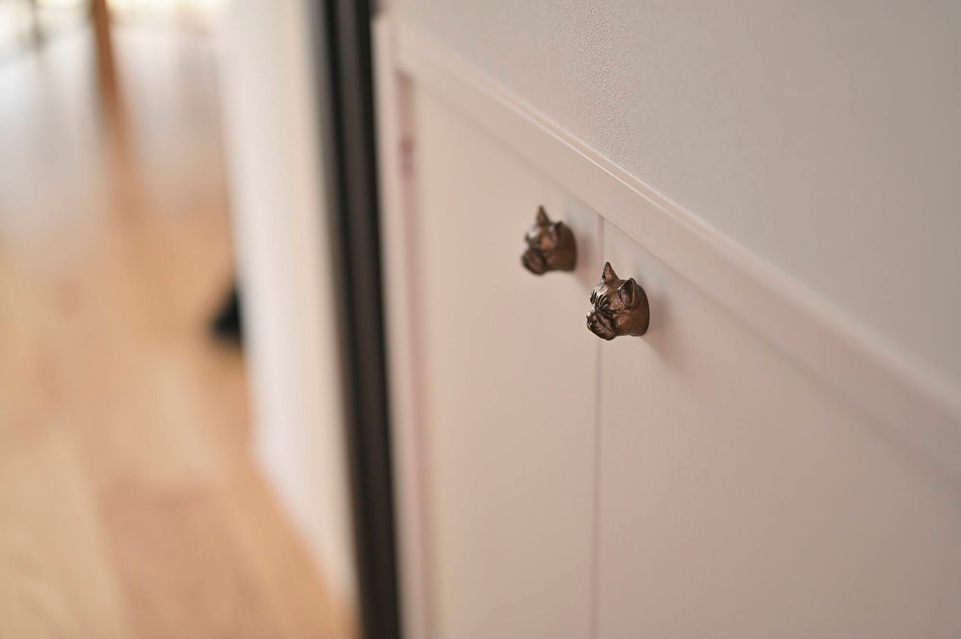 サブライムホーム（SUBLIME HOME） 【本体価格2333万円】無機質なグレー×優しい木目。直線的なデザインを用いた「美術館」のような住まいの建築実例画像13