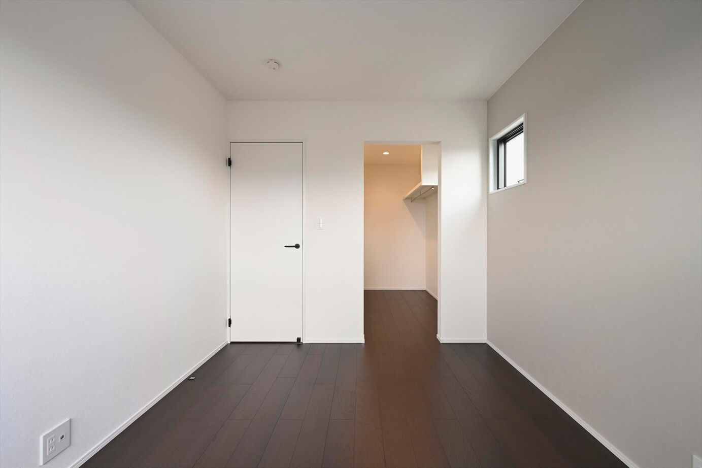 サブライムホーム（SUBLIME HOME） 【本体価格2857万円/間取図あり】ホテルライクなビルトインガレージのある3階建て。狭小地でも開放的に！の建築実例画像20