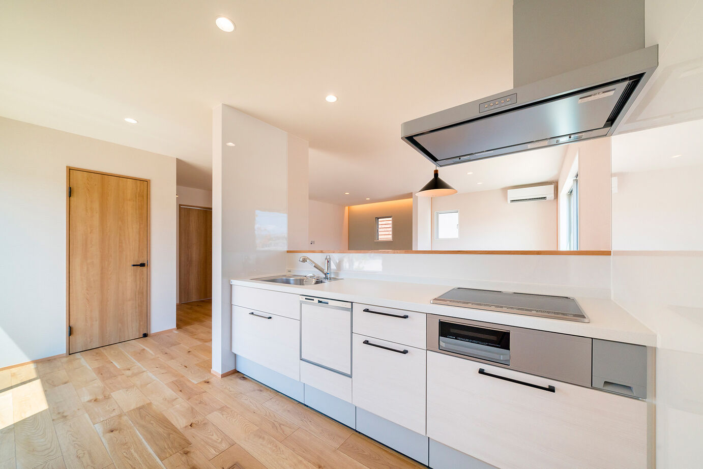 サブライムホーム（SUBLIME HOME） 【本体価格2050万円/間取図あり】自然の力を活かすパッシブデザイン。停電・断水にも備えられる家の建築実例画像10