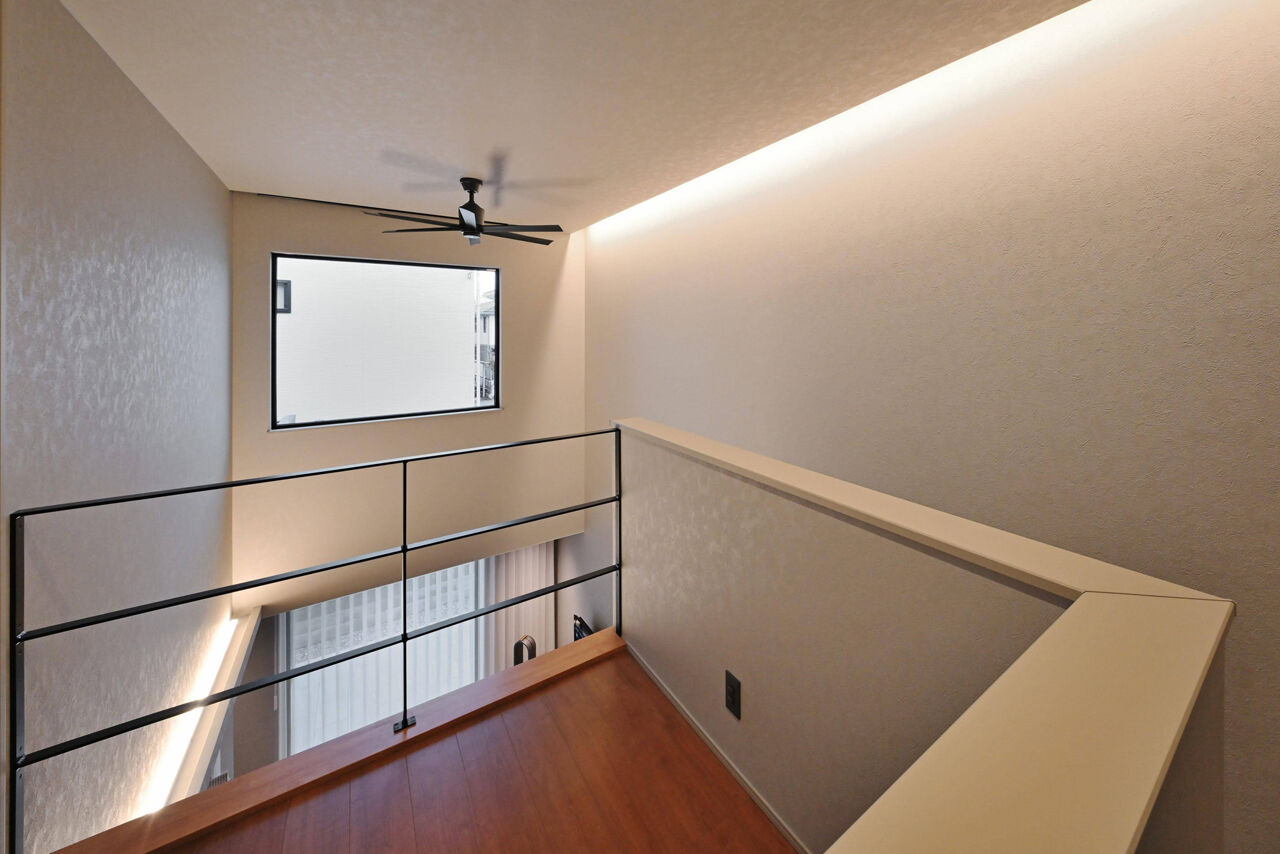 サブライムホーム（SUBLIME HOME） 【本体価格2065万円/間取図あり】ミニマリストの美学にハイテク機能を融合させた、スタイリッシュな住まいの建築実例画像8