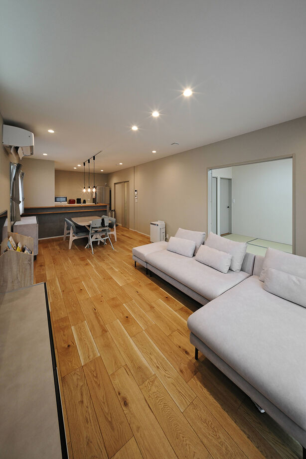 サブライムホーム（SUBLIME HOME） 【本体価格2999万円/間取図あり】永遠に飽きの来ない色合いの家。外壁タイル&瓦でメンテナンスフリーの建築実例画像3