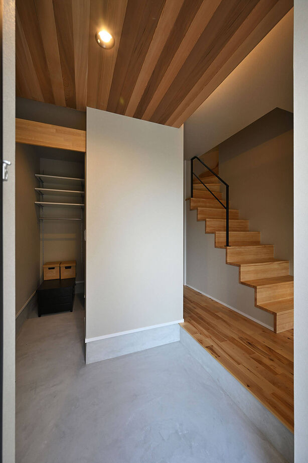 サブライムホーム（SUBLIME HOME） 【本体価格2128万円/間取図あり】木目の美しさと、シンプルで清潔感のある白壁との調和が心地よい住まいの建築実例画像9