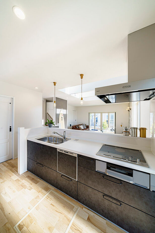 サブライムホーム（SUBLIME HOME） 【本体価格2288万円/間取図あり】屋内外がつながり、自然を身近に感じる家。シックなカリフォルニアハウスの建築実例画像6