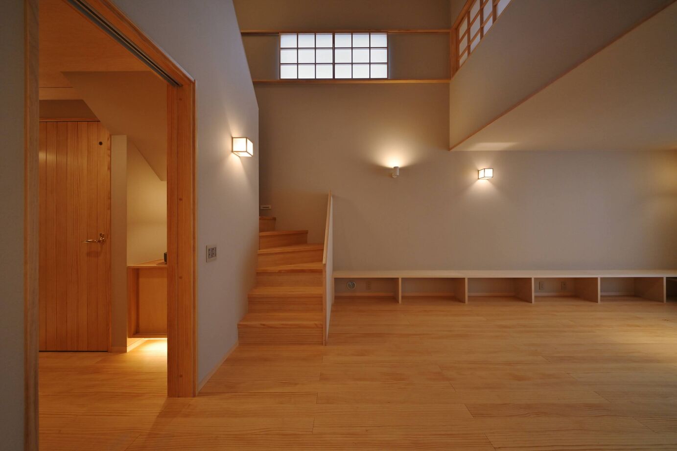 サブライムホーム（SUBLIME HOME） 【建築家×木の家/2階建て/和モダン】小上がりの和室まで一体になった大空間LDK。の建築実例画像5