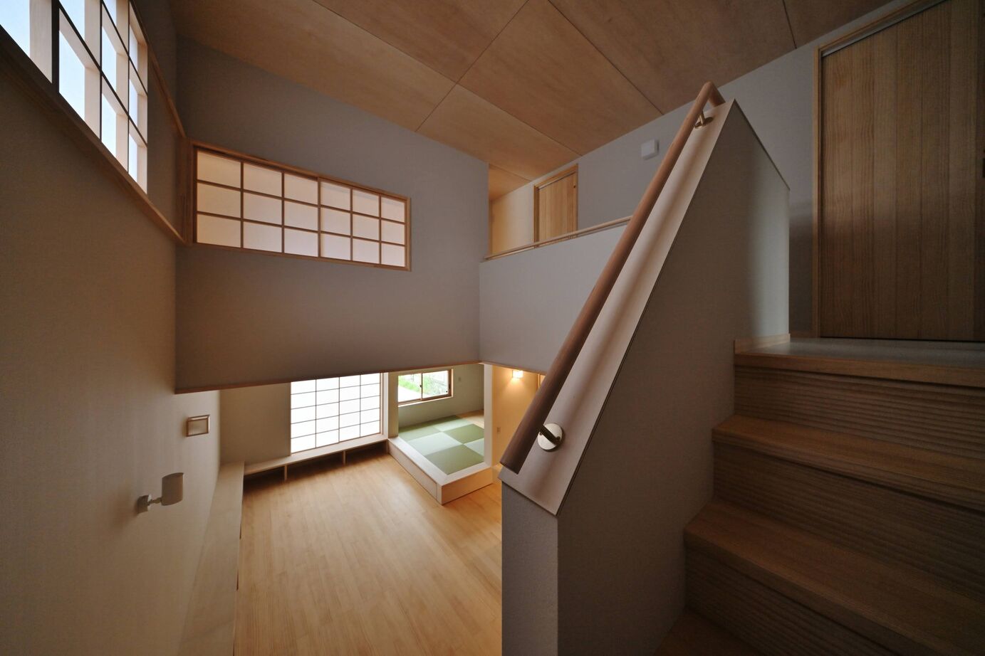 サブライムホーム（SUBLIME HOME） 【建築家×木の家/2階建て/和モダン】小上がりの和室まで一体になった大空間LDK。の建築実例画像9