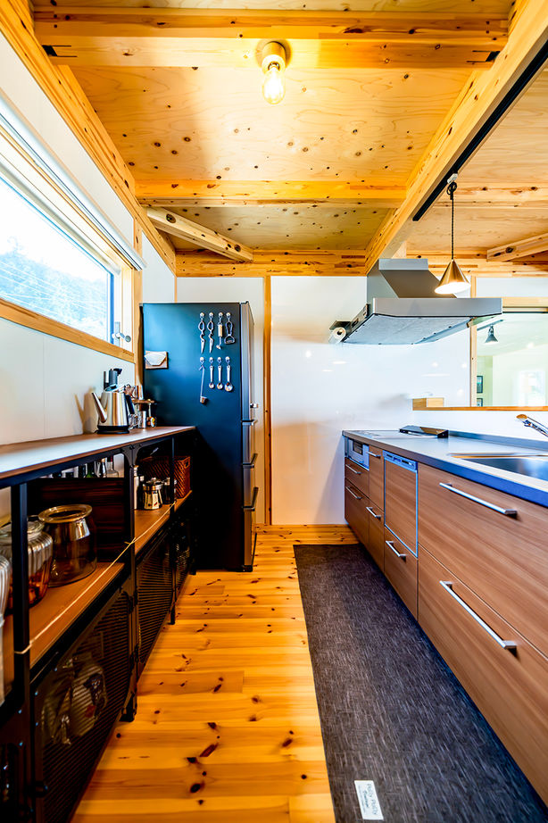 村越建設／BinO東三河 【豊田市｜1000万円台後半×25坪×平屋】LDKからいつでも愛車を眺められるビルトインガレージのある住まいの建築実例画像5