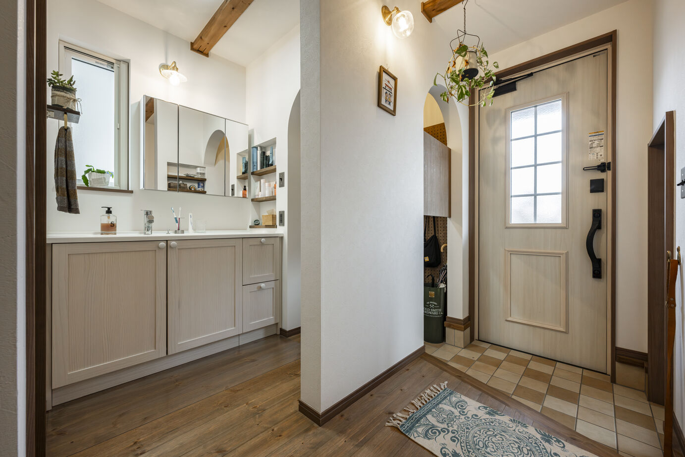 村越建設／BinO東三河 【豊橋市｜1835万円×28.9坪】夫婦とわんこ。仲良く暮らす屋上庭園付スキップフロアの家の建築実例画像4