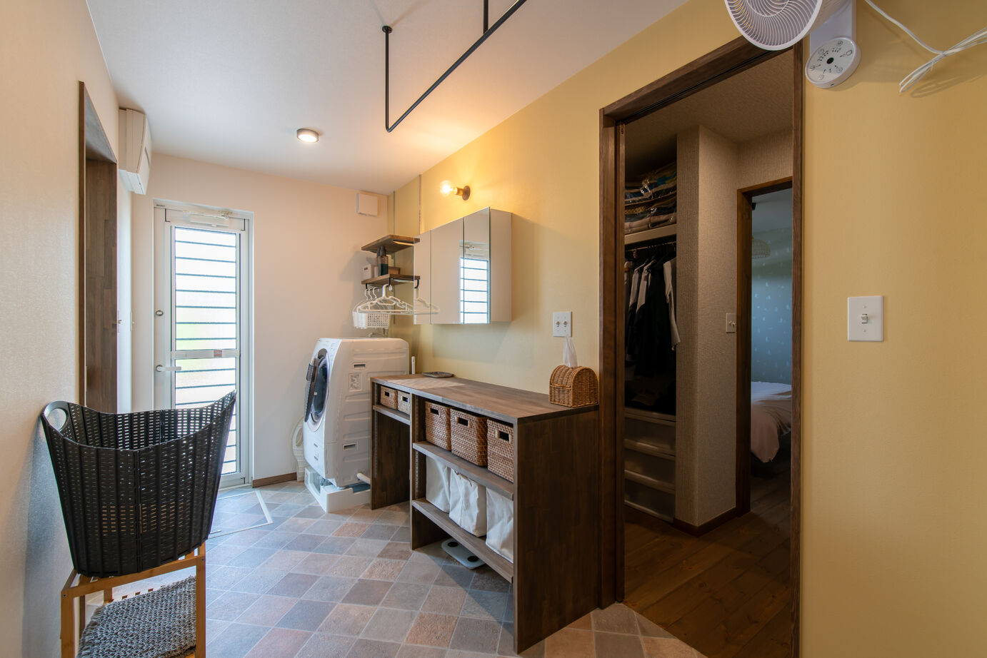 村越建設／BinO東三河 【三ヶ日町/平屋/26坪】お家キャンプ＆ドッグランのある庭でロケーション最高のスローライフの建築実例画像6