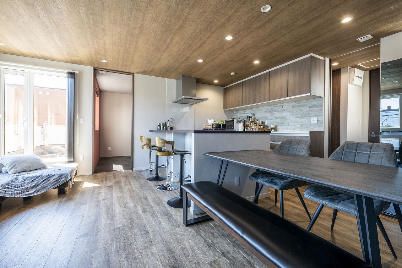 アーキテックプランニング 【3000万円台前半/間取図有】個性を活かした隣居スタイル二世帯住宅。ランニングコストも大満足の家の建築実例画像3