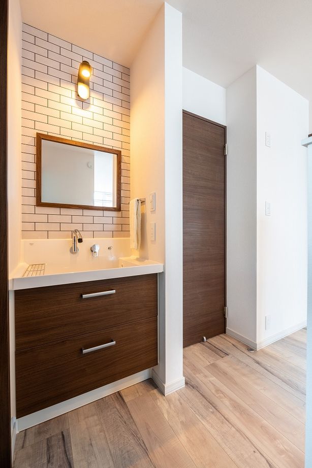 アーキテックプランニング 【2000～2499万円/間取図有/5LDK/二世帯住宅】ハイ天井やスキップフロア、6人で暮らす程よい距離感の住まいの建築実例画像8