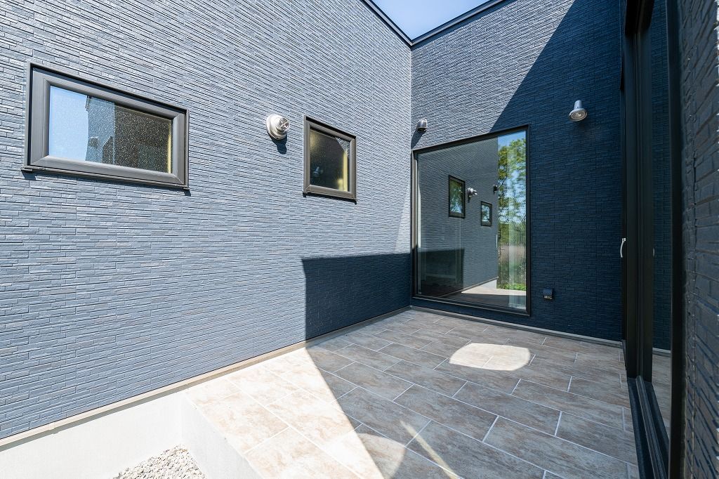 アーキテックプランニング 【平屋/1500～1999万円/間取図有/スキップフロア】光と緑が心地いいモダンな全室床暖房の住まいの建築実例画像10