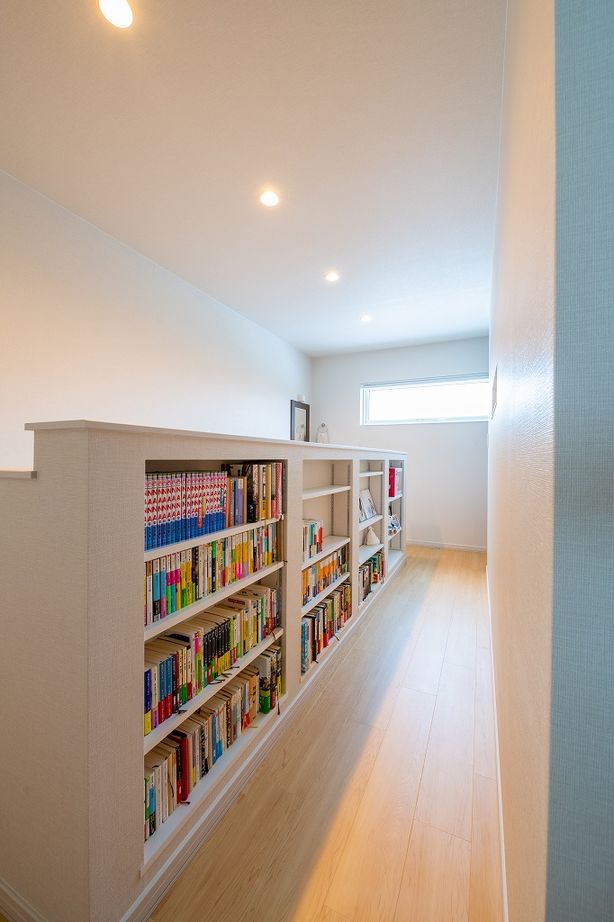 アーキテックプランニング 【2500～2999万円/間取有/4LDK】ファミリーライブラリーや書斎、サンルーム等こだわりも実現した注文住宅の建築実例画像8