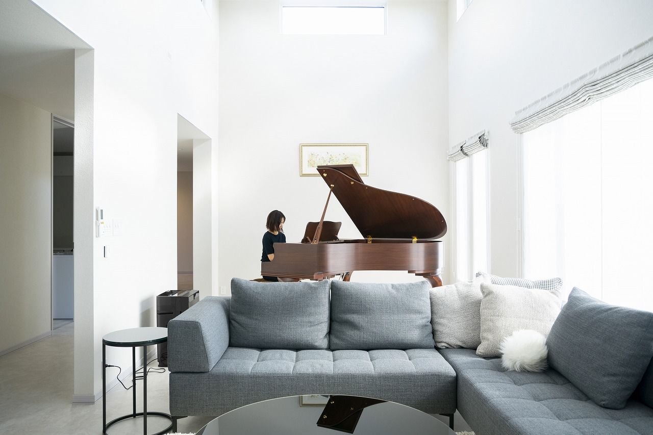 アーキテックプランニング 【平屋/3500～3999万円/間取図有/3LDK】天井高4.6ｍの開放的な空間、ピアノの音色が響くリュクスな住まいの建築実例画像3