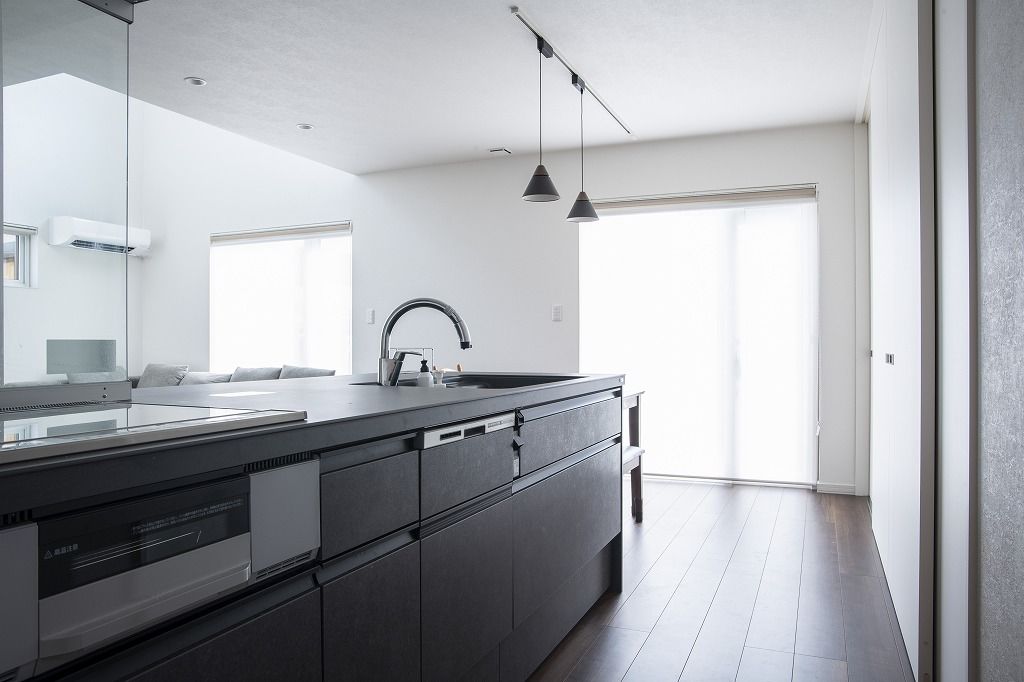 アーキテックプランニング 【2000～2499万円/間取図有/4LDK】こだわりキッチンや、吹抜けのある明るいリビングは家族皆が笑顔になる家の建築実例画像3