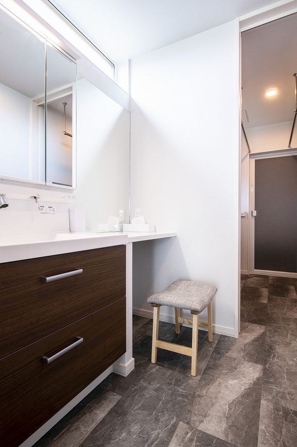 アーキテックプランニング 【2000～2499万円/間取図有/4LDK】こだわりキッチンや、吹抜けのある明るいリビングは家族皆が笑顔になる家の建築実例画像7