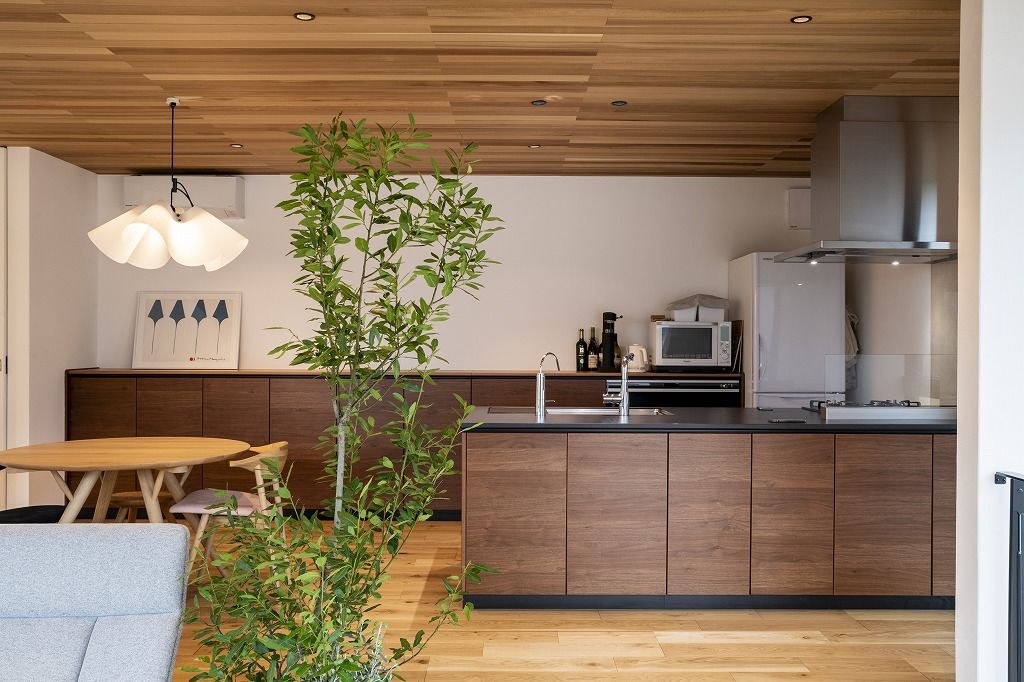 アーキテックプランニング 【3000～3499万円/土間リビング/インナーバルコニー】自然素材と暮らす別荘ライクな住まいの建築実例画像2