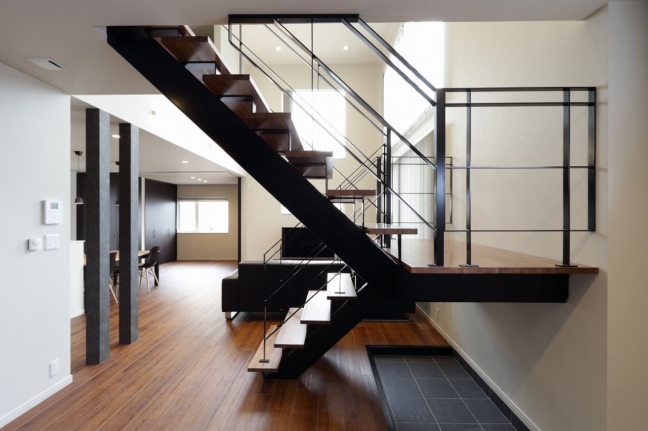 アーキテックプランニング 【3000～3499万円/吹き抜け/スケルトン階段】洗練されたイメージの開放的な注文住宅の建築実例画像2