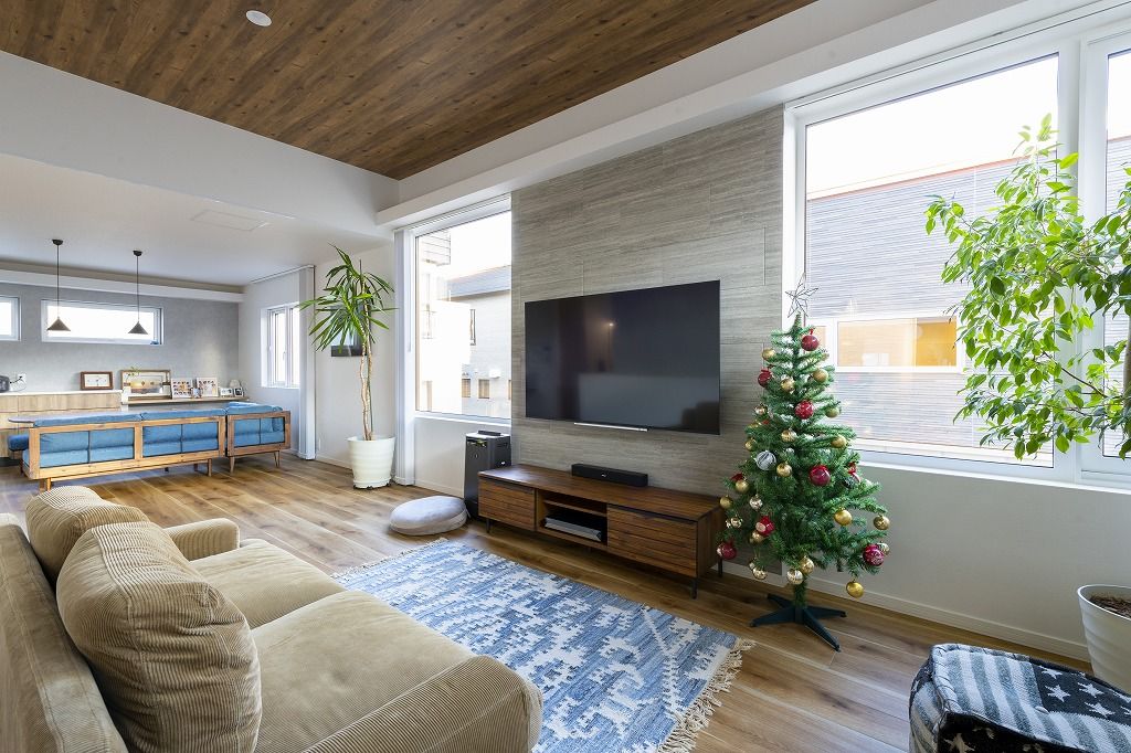 アーキテックプランニング 【2500～2999万円/間取図有/4LDK】ビーチリゾート風の注文住宅が完成、ご夫婦のこだわりが詰まった住まいの建築実例画像1