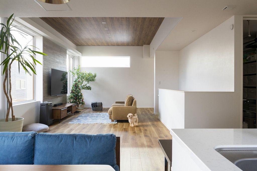 アーキテックプランニング 【2500～2999万円/間取図有/4LDK】ビーチリゾート風の注文住宅が完成、ご夫婦のこだわりが詰まった住まいの建築実例画像2