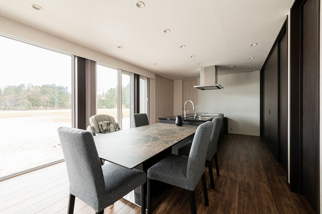 アーキテックプランニング 【4000万円～/間取図有/5LDK/完全分離型二世帯住宅】ラグジュアリーな生活を楽しむ住まいの建築実例画像5