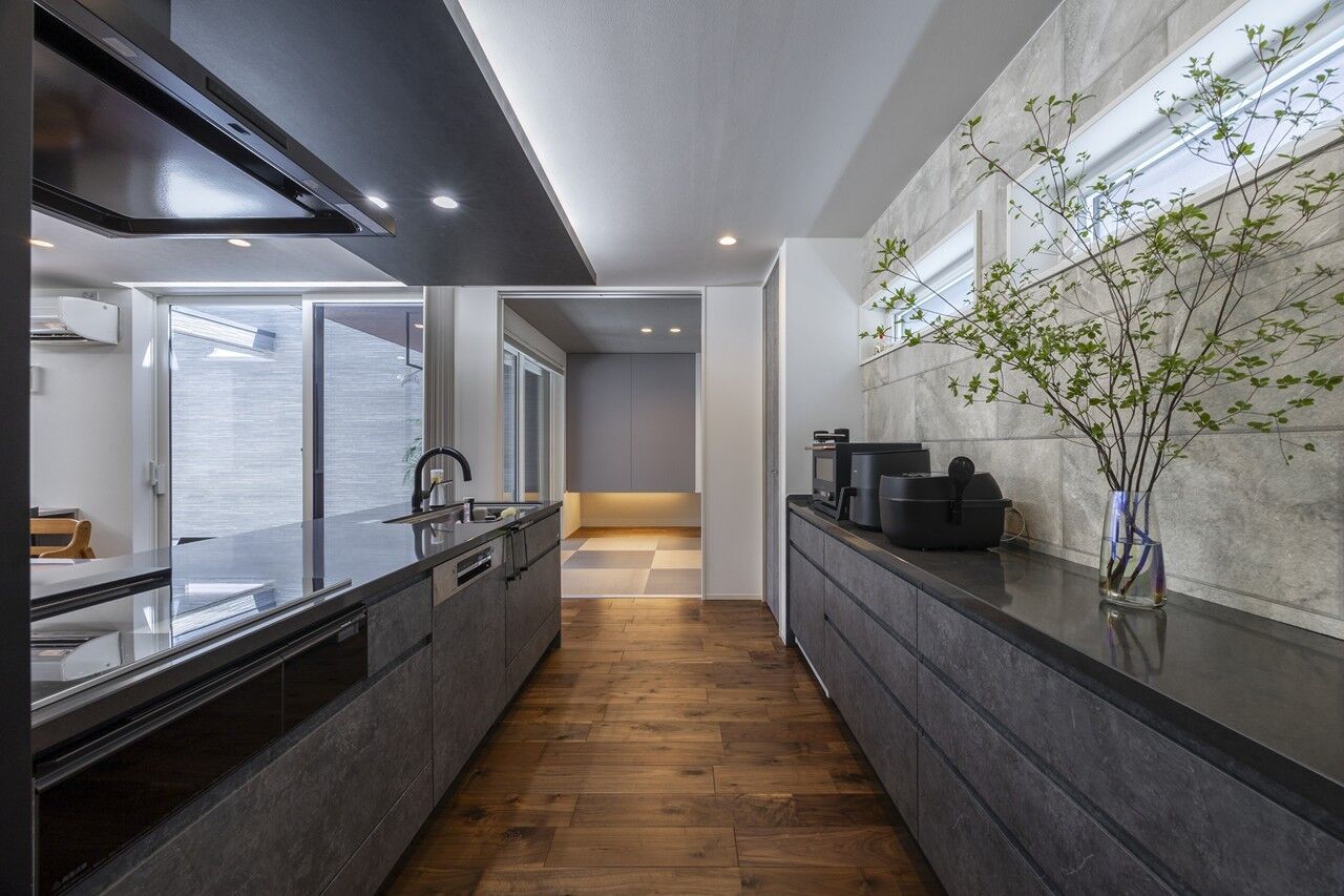 アーキテックプランニング 重厚感あるデザインと開放感が魅力、毎日が特別になる上質な暮らしの舞台の建築実例画像4