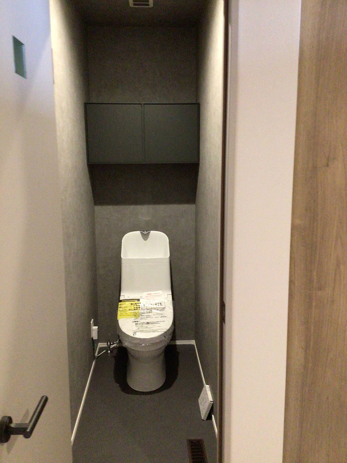 榎本建設 【2000万円台後半｜間取り図有】リビングに小上がりスペースがあり、人が集まって楽しく過ごす家の建築実例画像6