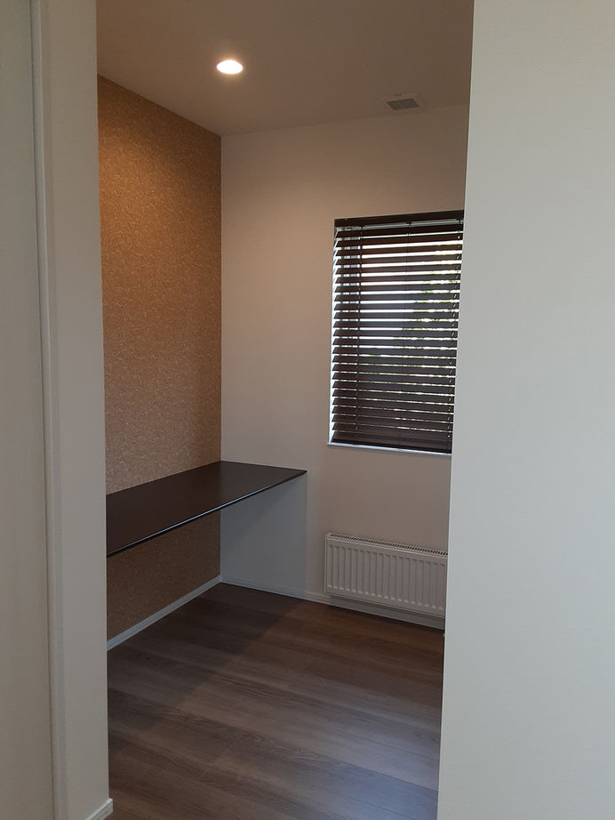 榎本建設 【2000万円台後半｜間取り図有】豪雪地帯のインナーガレージがあるナチュラルテイストの家の建築実例画像6