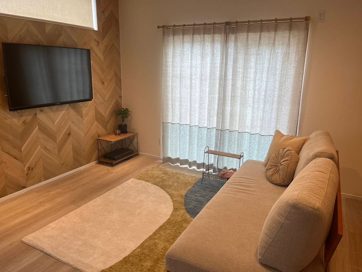 榎本建設 【2000万円台後半｜間取り図有】豪雪地帯のインナーガレージがあるナチュラルテイストの家の建築実例画像8