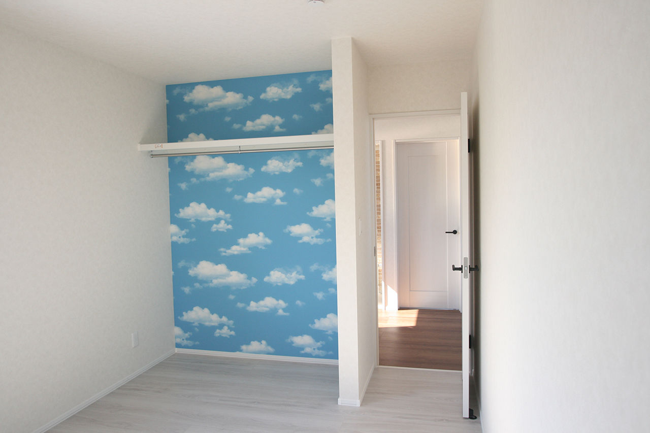 榎本建設 【2000万円台後半｜間取り図有】室内をぐるりと一周できる回遊動線。収納力もたっぷりな家の建築実例画像3